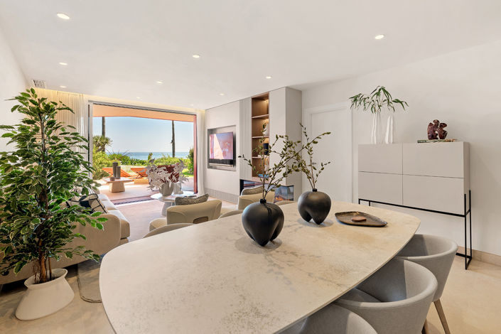 Image No.8-3 Bed Property for sale