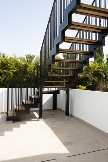 Image No.16-5 Bed Villa for sale