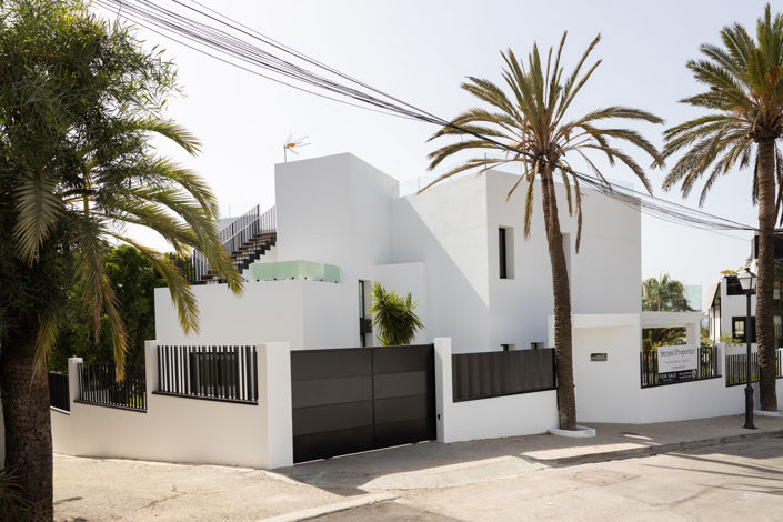 Image No.17-5 Bed Villa for sale