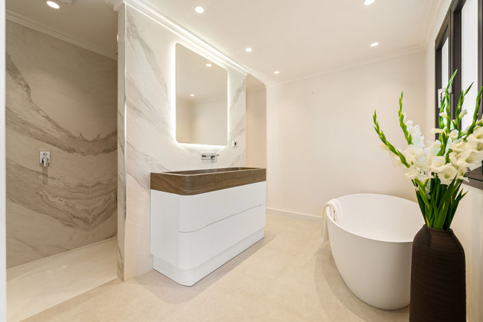 Image No.10-4 Bed Townhouse for sale