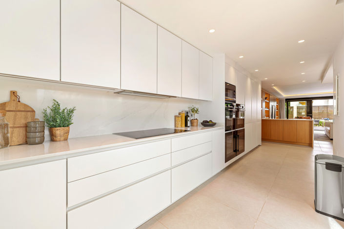 Image No.4-4 Bed Townhouse for sale