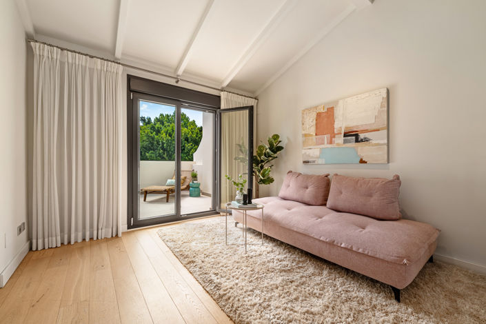 Image No.9-4 Bed Townhouse for sale