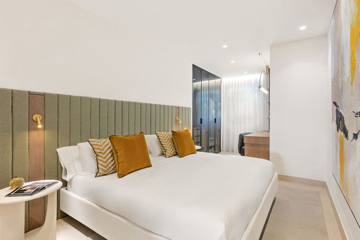 Image No.13-4 Bed Property for sale