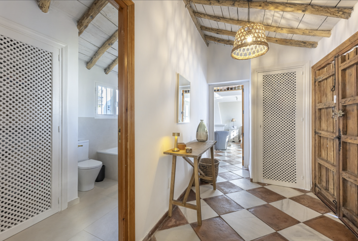 Image No.19-4 Bed Villa for sale