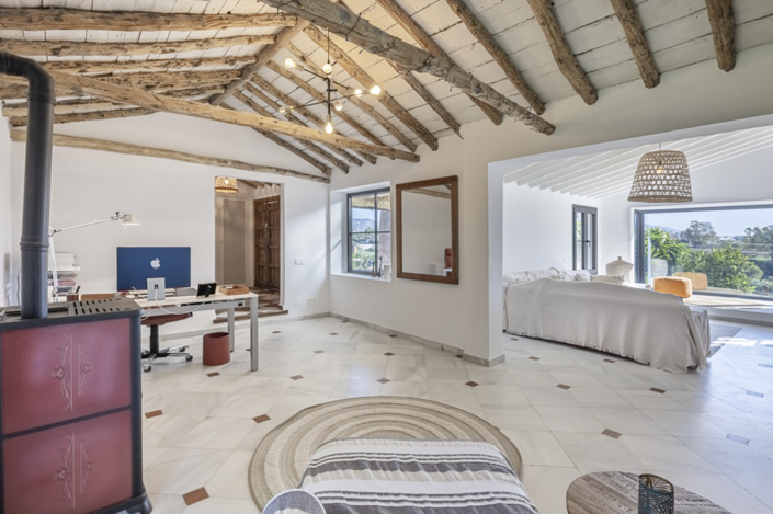 Image No.5-4 Bed Villa for sale