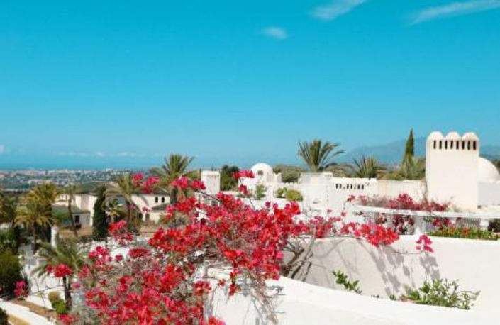 Image No.16-3 Bed Property for sale