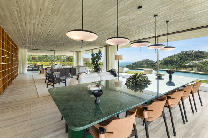 Image No.10-7 Bed Villa for sale