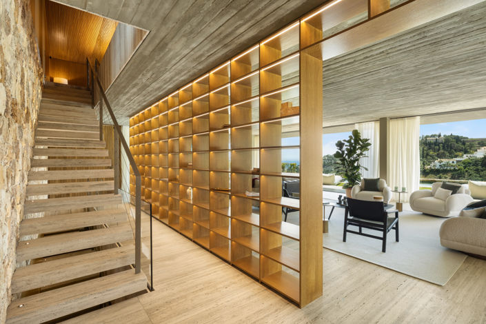 Image No.11-7 Bed Villa for sale