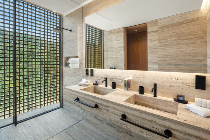 Image No.15-7 Bed Villa for sale