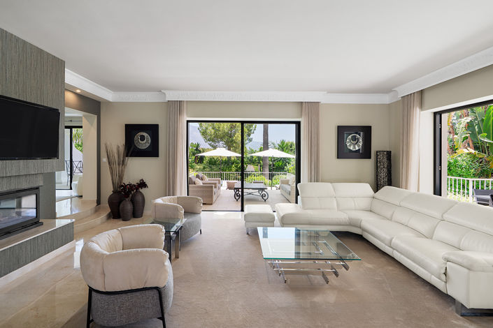 Image No.2-4 Bed Villa for sale