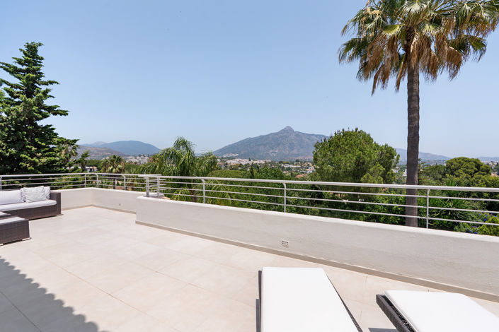 Image No.9-4 Bed Villa for sale