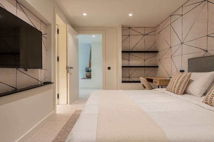 Image No.18-5 Bed Villa for sale