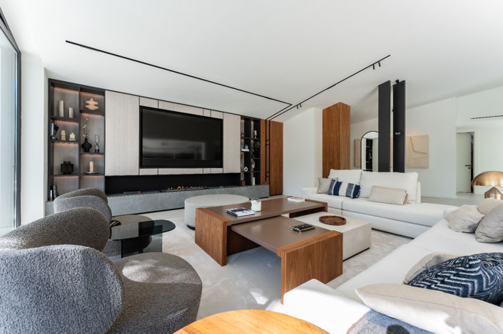 Image No.2-5 Bed Villa for sale