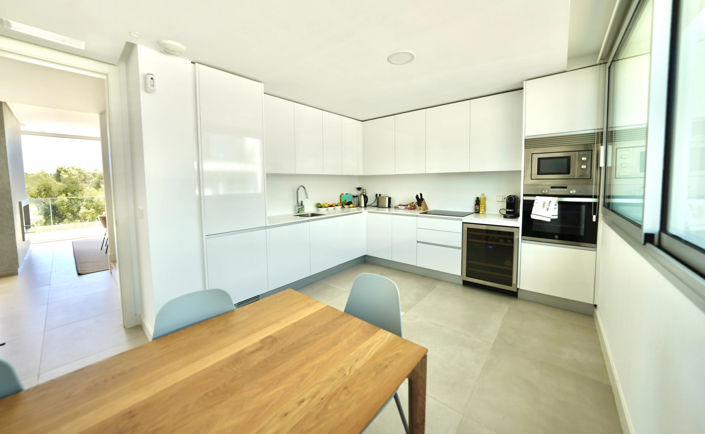 Image No.6-5 Bed Villa for sale