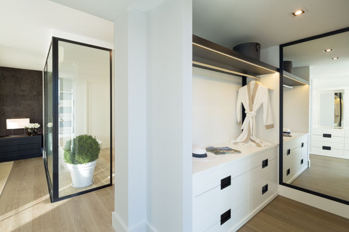 Image No.9-5 Bed Villa for sale