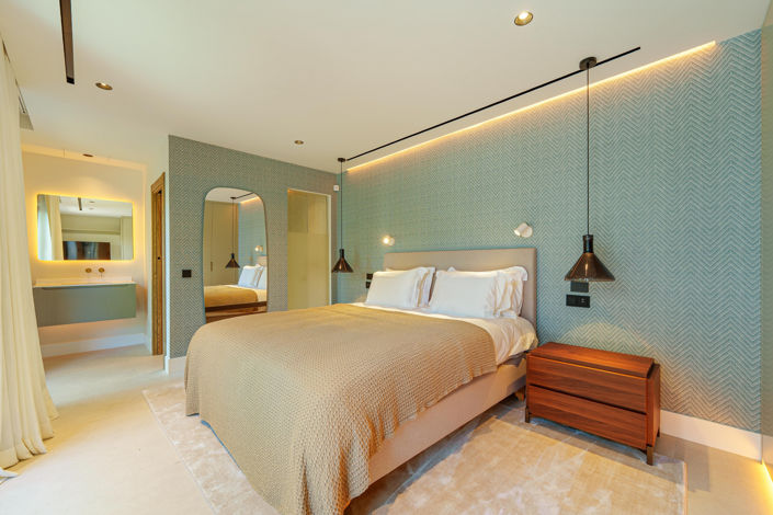 Image No.20-5 Bed Villa for sale