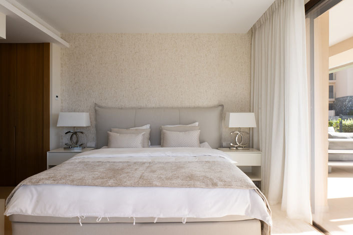 Image No.14-3 Bed Property for sale