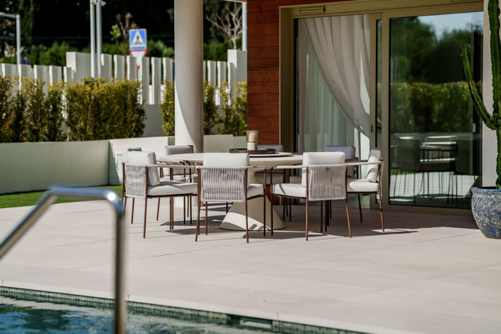 Image No.23-5 Bed Property for sale