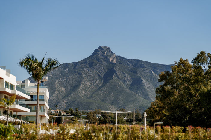 Image No.31-5 Bed Property for sale