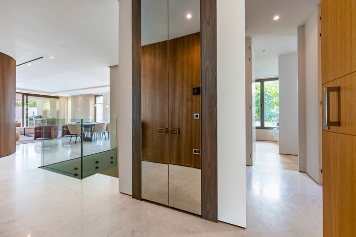 Image No.15-4 Bed Property for sale