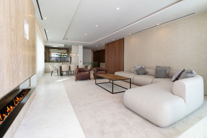 Image No.3-4 Bed Property for sale