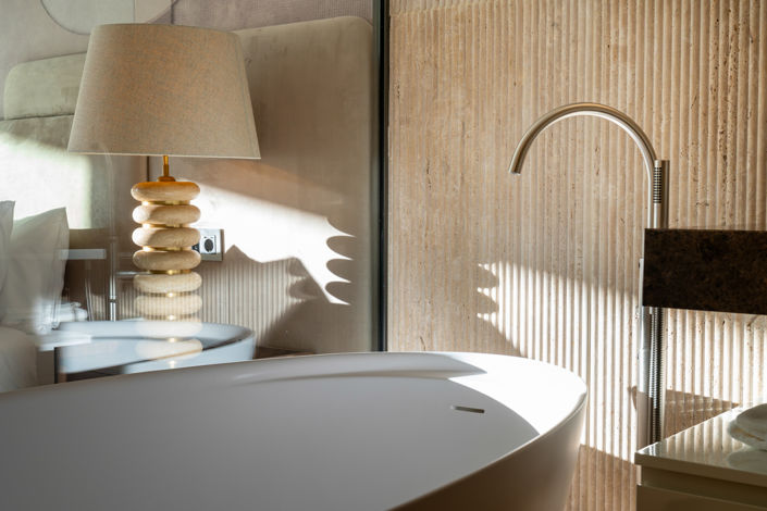 Image No.11-4 Bed Property for sale