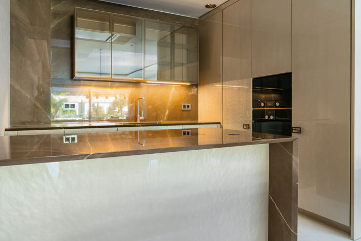 Image No.7-4 Bed Property for sale