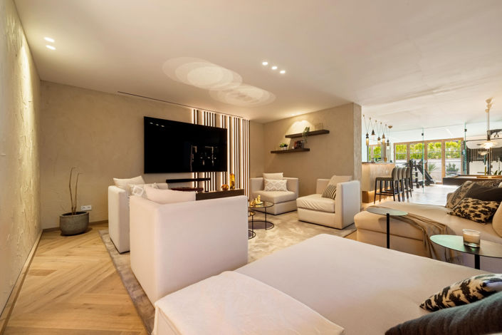 Image No.20-5 Bed Villa for sale