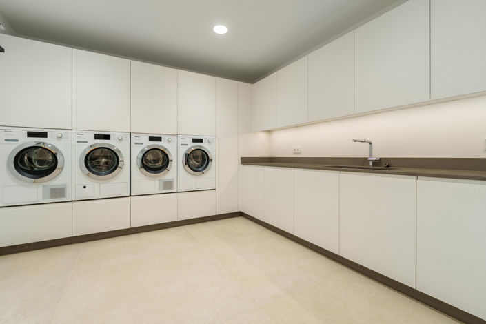 Image No.37-5 Bed Villa for sale