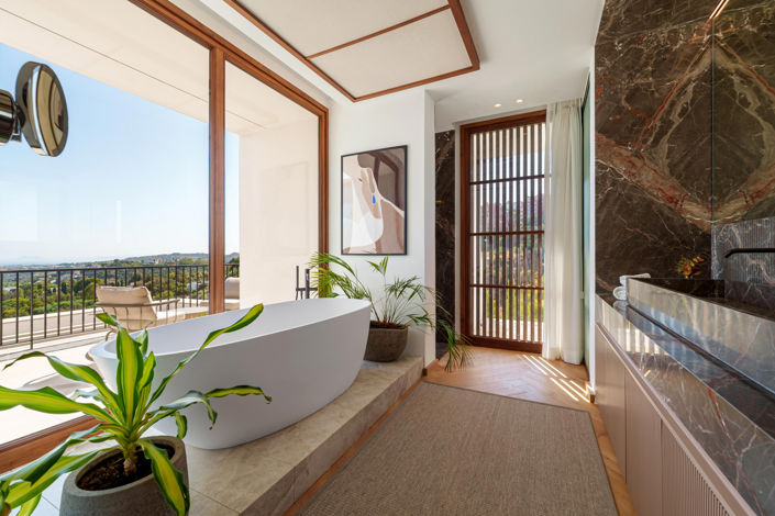 Image No.8-5 Bed Villa for sale