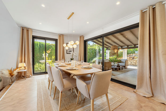 Image No.9-4 Bed Villa for sale