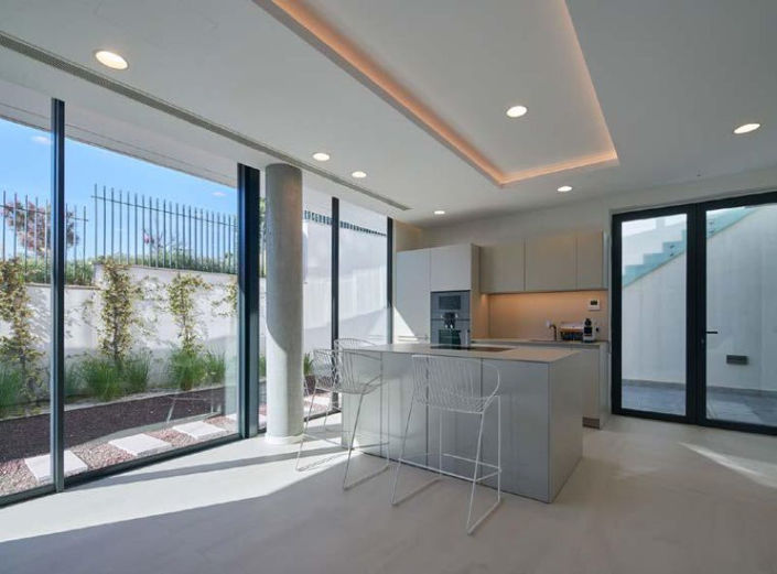 Image No.13-3 Bed Apartment for sale