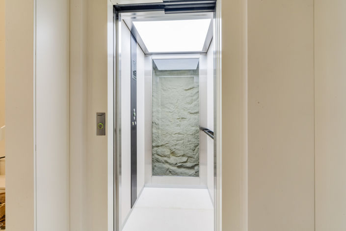 Image No.26-5 Bed Villa for sale