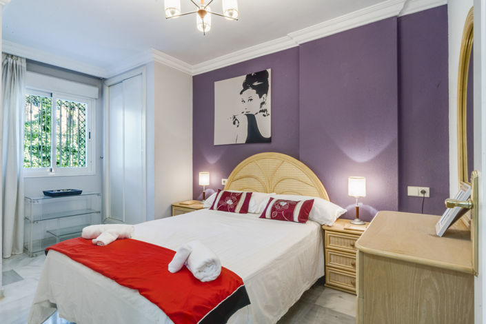 Image No.8-1 Bed Property for sale