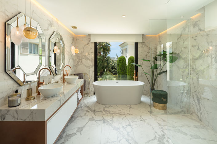 Image No.17-6 Bed Villa for sale