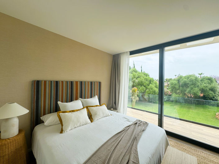 Image No.16-5 Bed Villa for sale