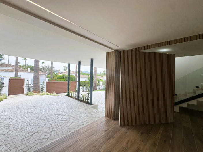 Image No.29-5 Bed Villa for sale