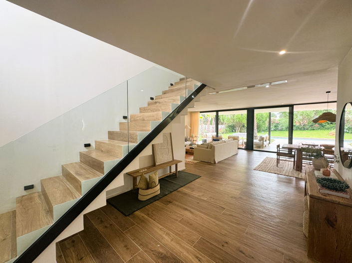 Image No.8-5 Bed Villa for sale