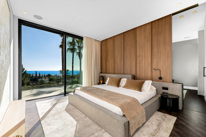 Image No.10-6 Bed Villa for sale