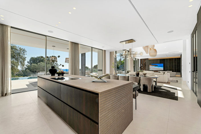 Image No.5-6 Bed Villa for sale