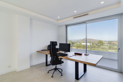 b98le8d7m9k3degpefzhs0lif8u4xzvzhwxtmggyekxx9