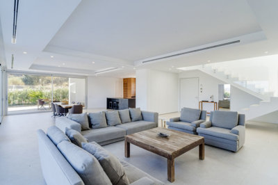 b98le8d7m9k3degpefzhs0lif8u4xzvzhwxtmggyekxx9