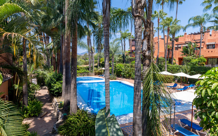 Image No.27-4 Bed Townhouse for sale