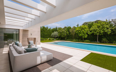 5 Bed Villa for sale