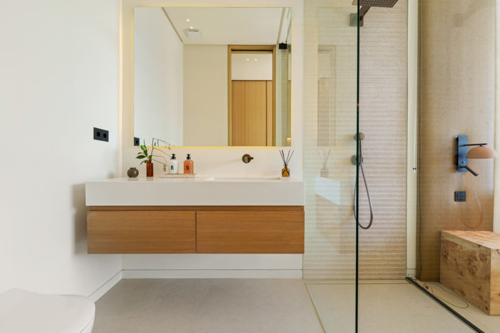 Image No.15-6 Bed Villa for sale