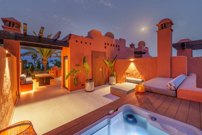 Image No.30-4 Bed Townhouse for sale