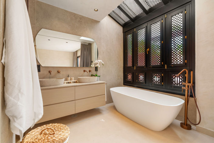 Image No.9-4 Bed Townhouse for sale