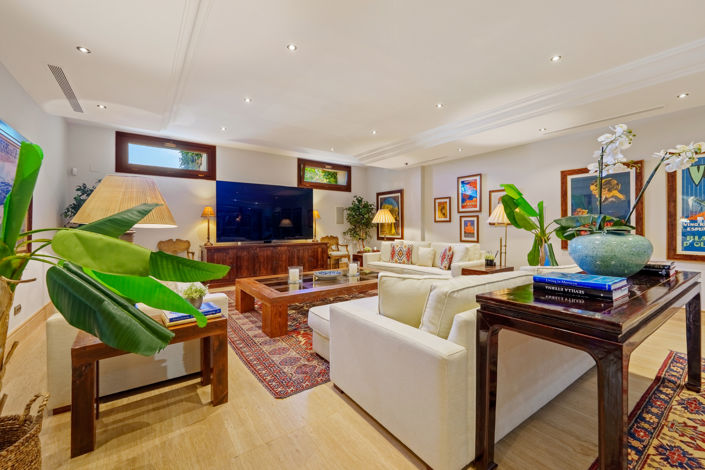 Image No.19-6 Bed Villa for sale