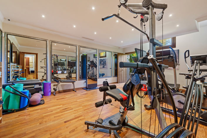 Image No.20-6 Bed Villa for sale