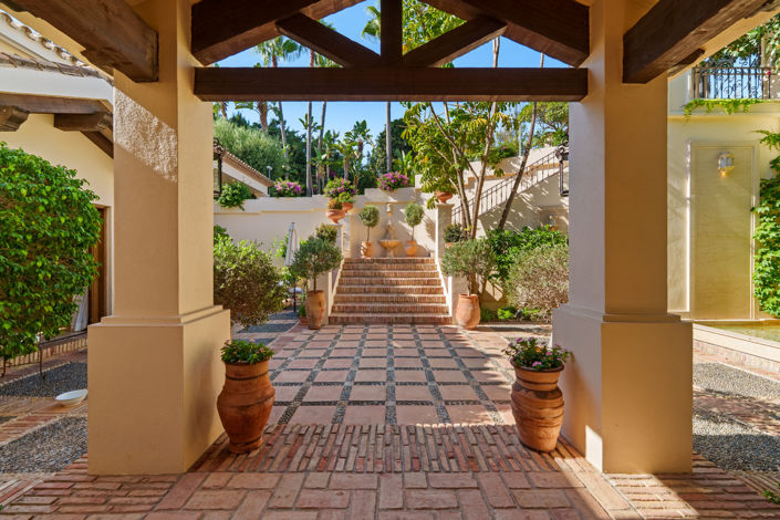 Image No.27-6 Bed Villa for sale